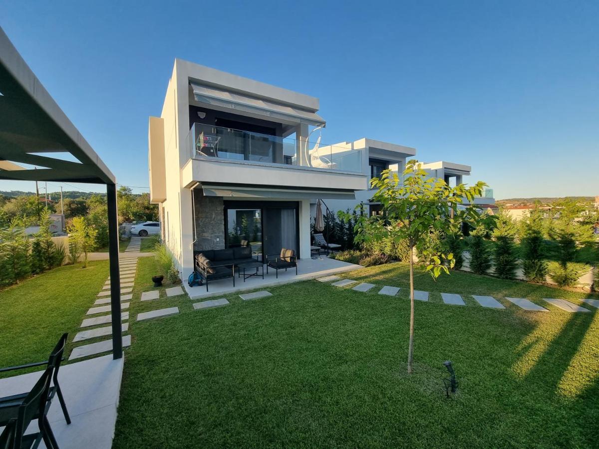 Olea Valley Holiday Villa Nikíti Eksteriør bilde