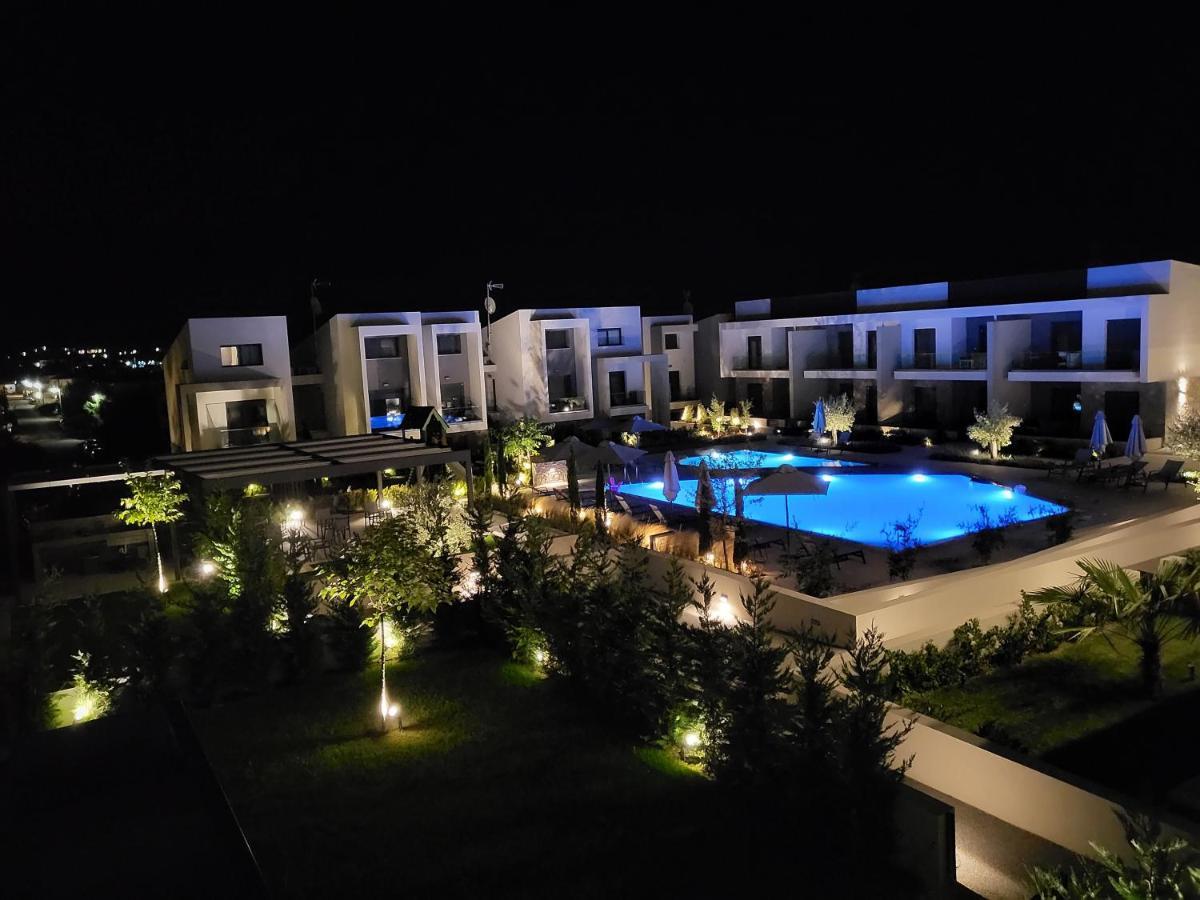 Olea Valley Holiday Villa Nikíti Eksteriør bilde