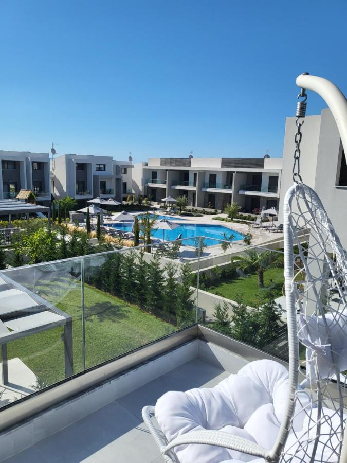 Olea Valley Holiday Villa Nikíti Eksteriør bilde